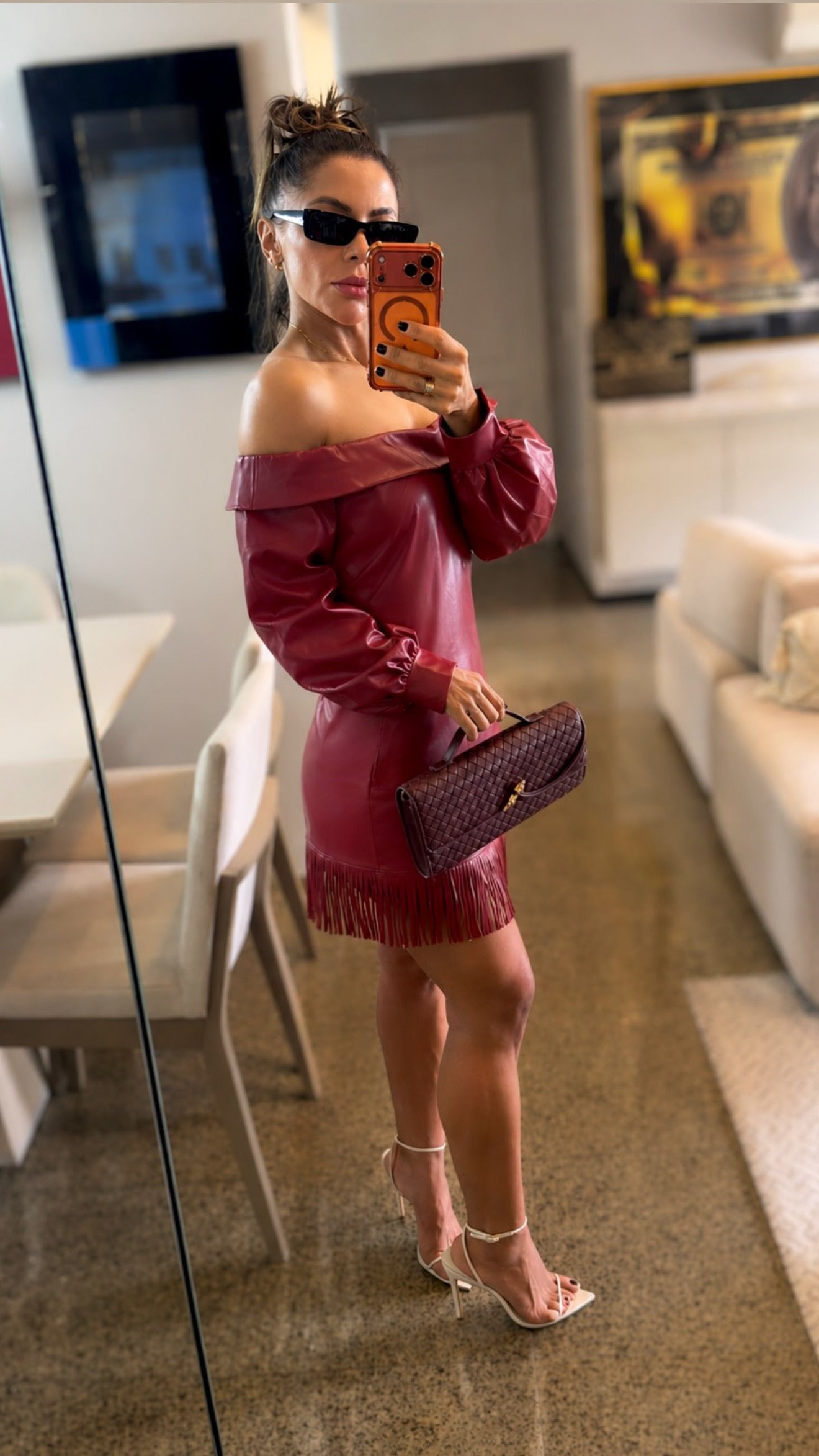 Vestido Curto em Courino com Franjas