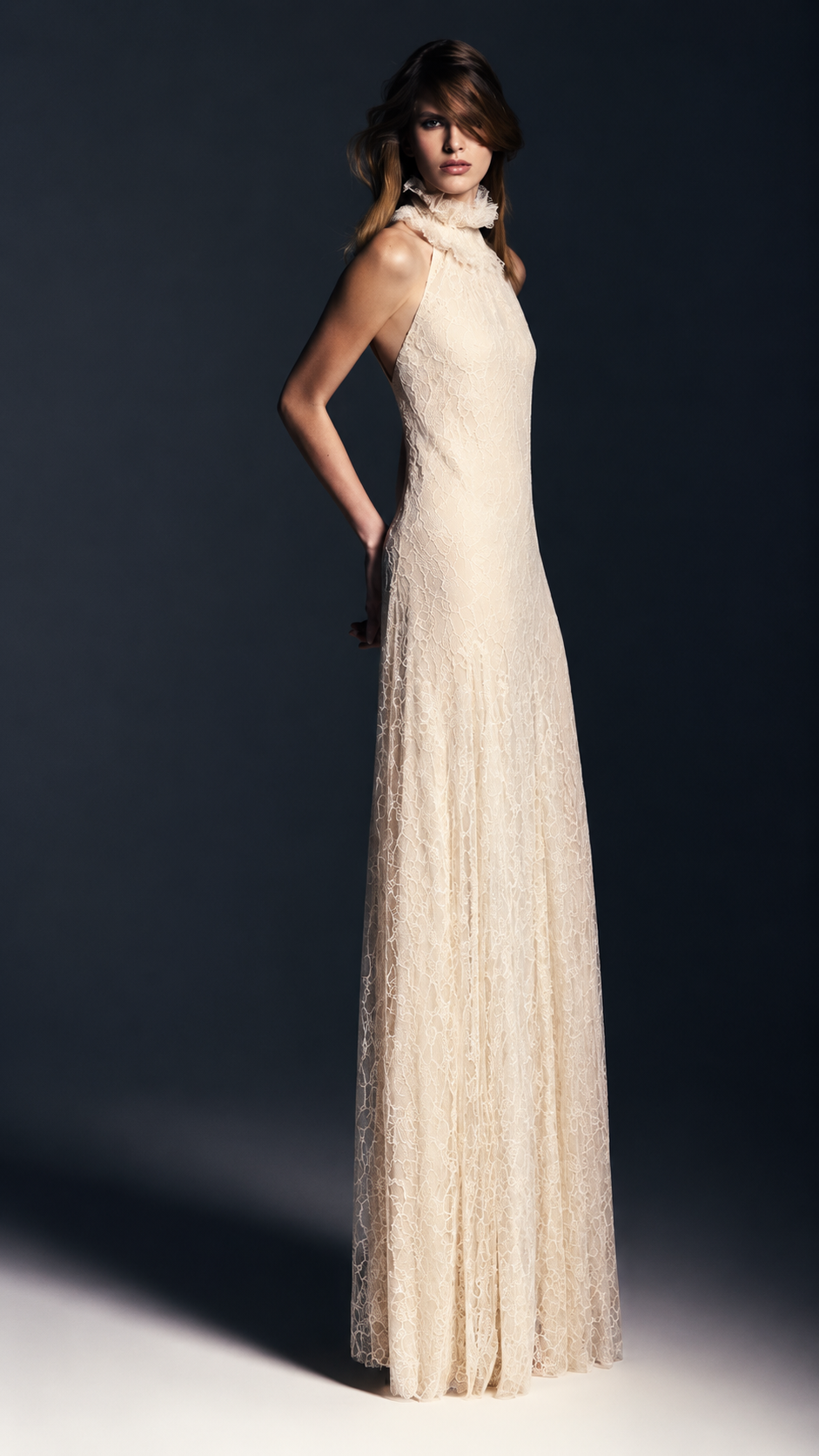 VESTIDO GOLA RENDA