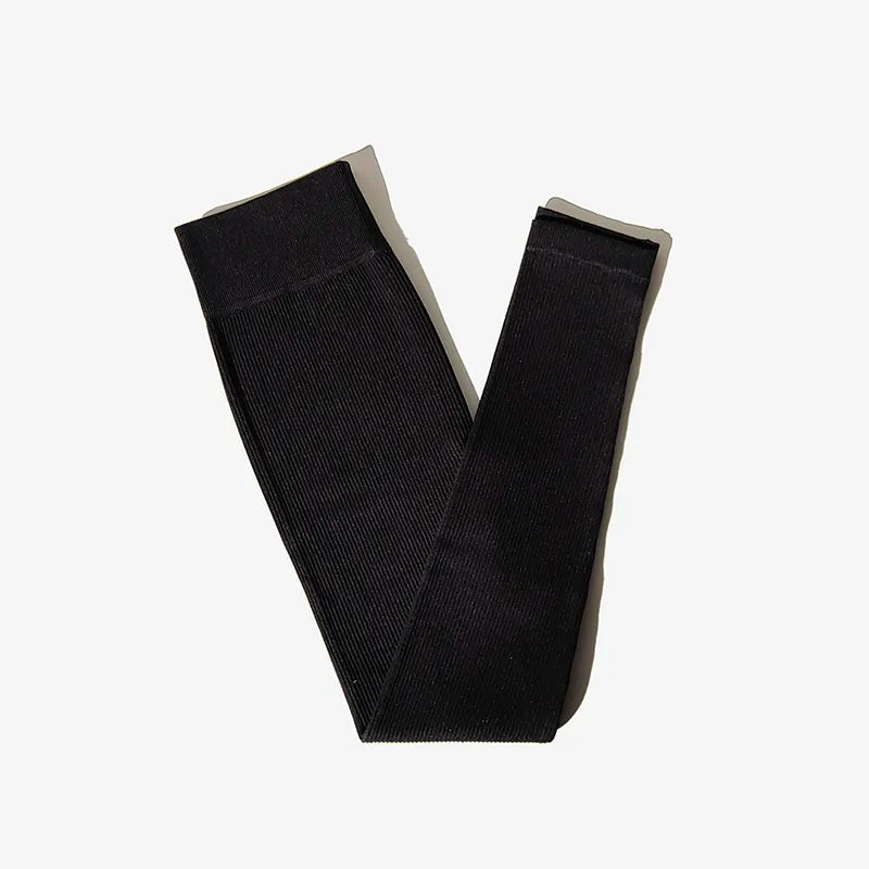 48087698866489|48087698899257|48087698932025