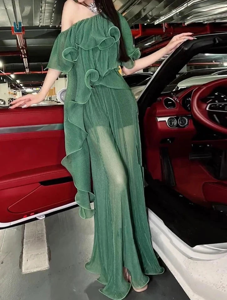 48926385340729|48926385373497|48926385406265