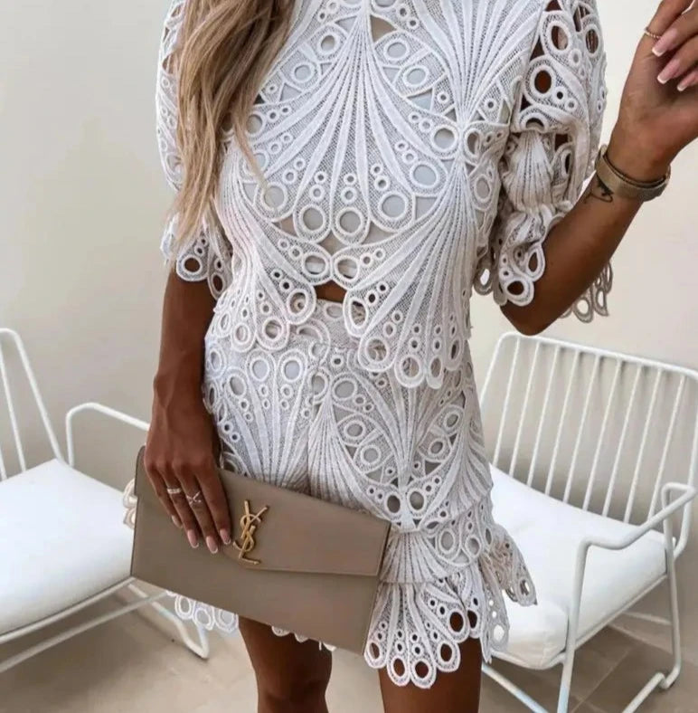 48654350483769|48654350516537|48654350549305|48654350582073