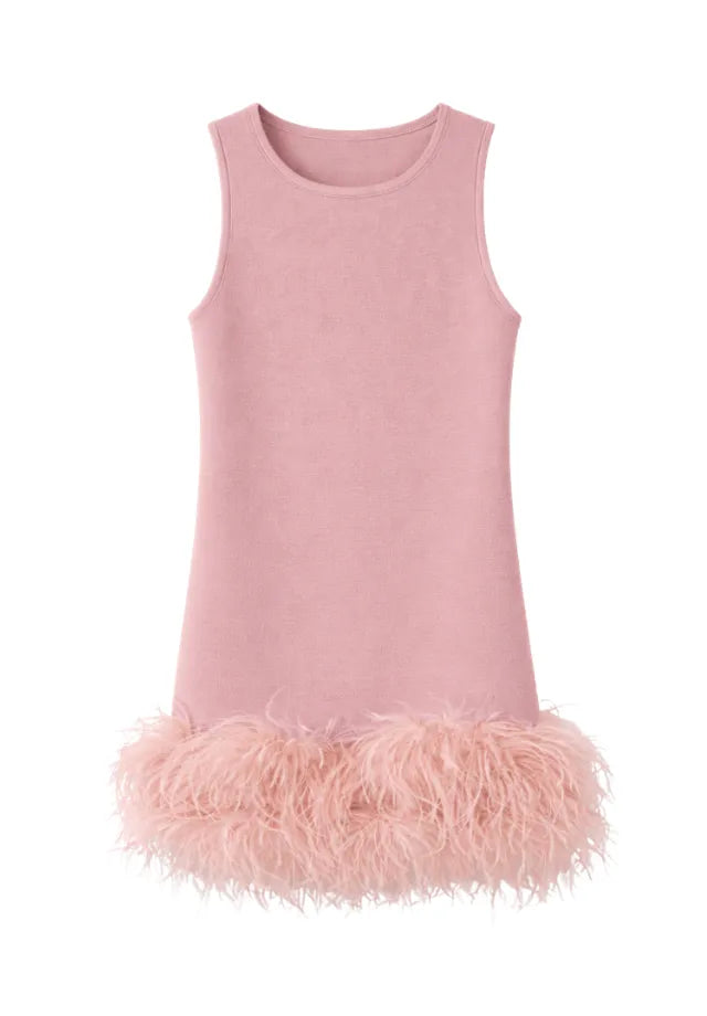 Vestido de tricô com plumas